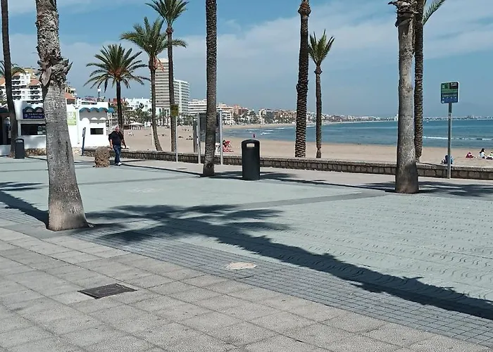 Torremar Apartment *