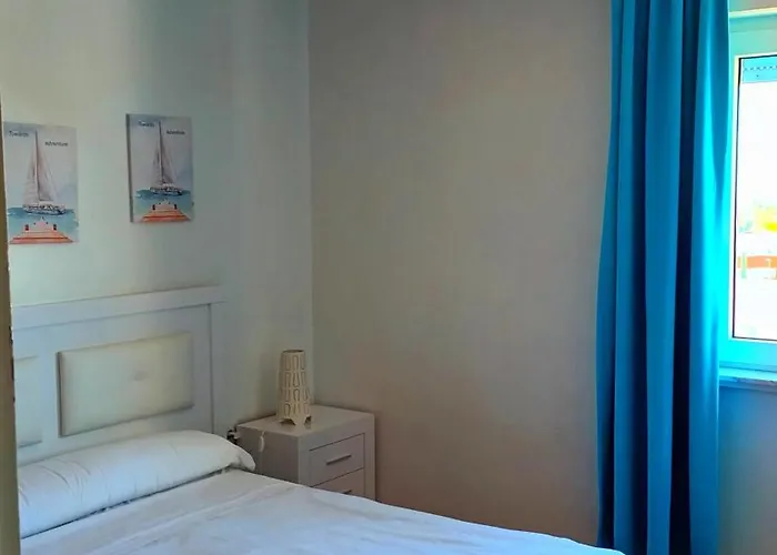 Torremar Apartment *